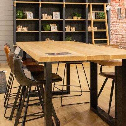 Collection_Jackson_Table Haute_Joëlle_Meubles_Meubles_Sur_Mesure_surmesure_JacksonDéco_Jodoigne