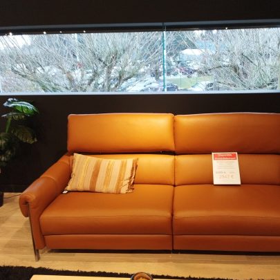 PHOTO-2025-11-20-19-23-34